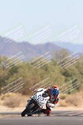 media/Nov-02-2025-CVMA (Sun) [[337aff29ab]]/Race 8-Formula Lightweight Twins Shootout/